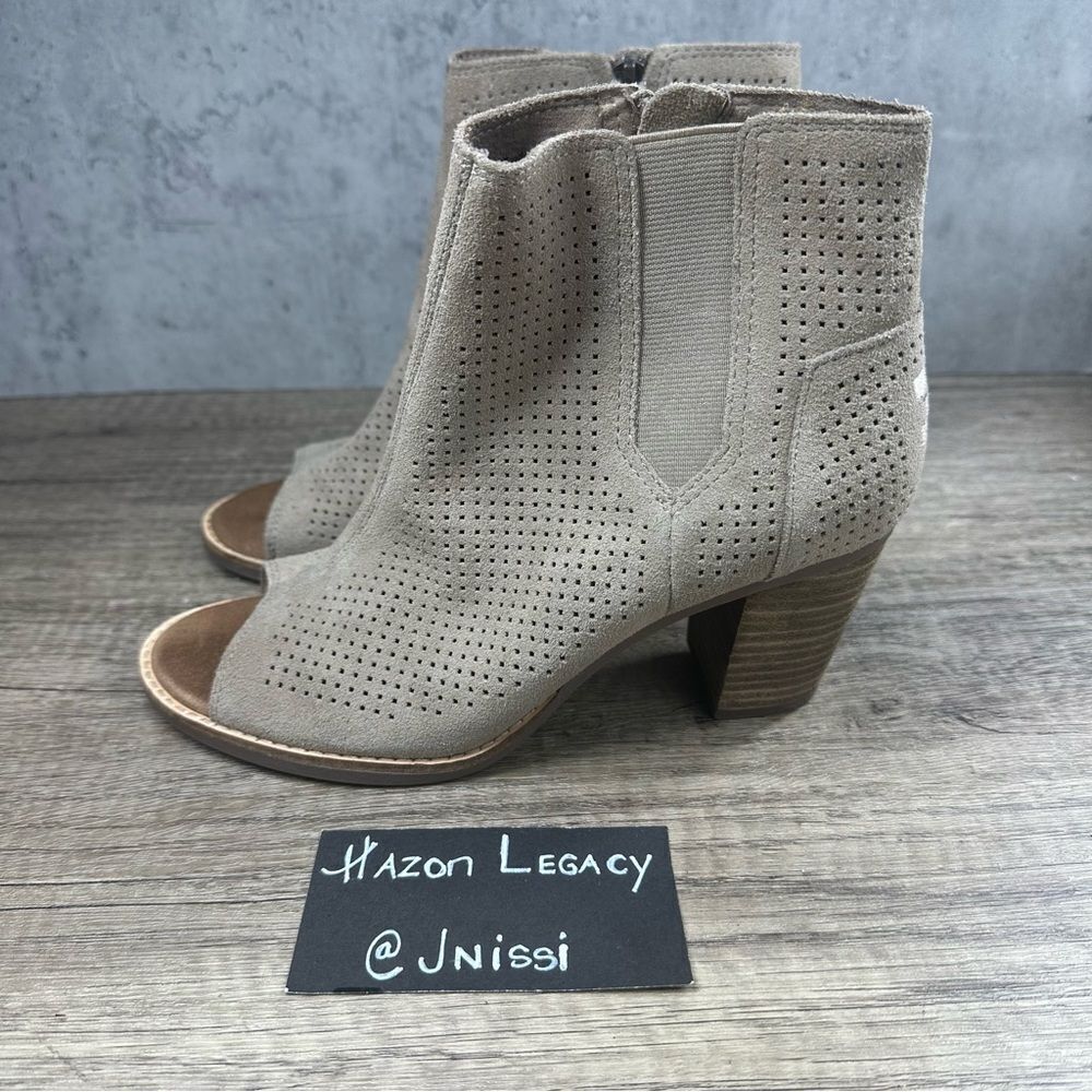 TOMS~”Majorca”~ Peep Toe Tan Perforated Suede Bootie~Size 7.5